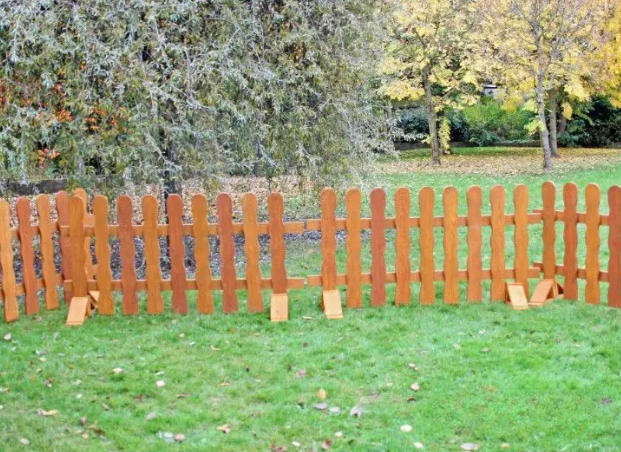 Rustic-Style Fencing - Pack of 4