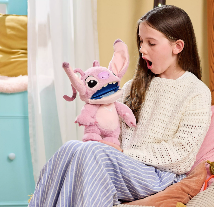 Disney Chatty Angel Deluxe Puppetronic