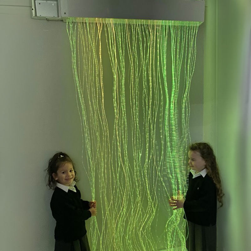 Fibre Optic Curtain with Tails With Swing 
Bracket (100 Fibre Tails)