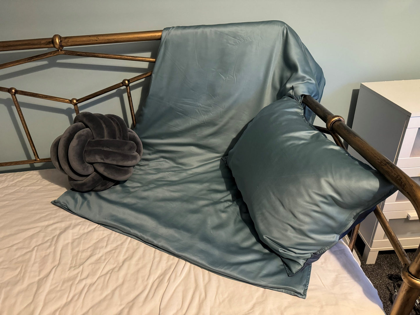 Light Weight Breathable Bamboo Fabric Weighted Blanket and Pillow Case