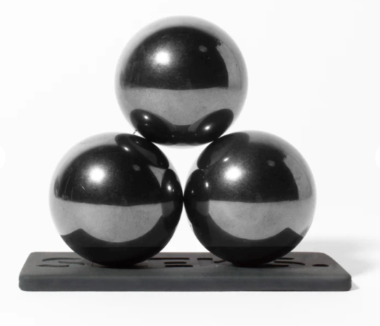 Supers. - Giant Magnet Balls